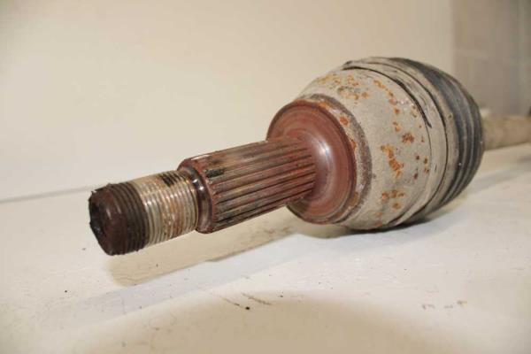 ARBRE DE TRANSMISSION GAUCHE FORD - Vue 3